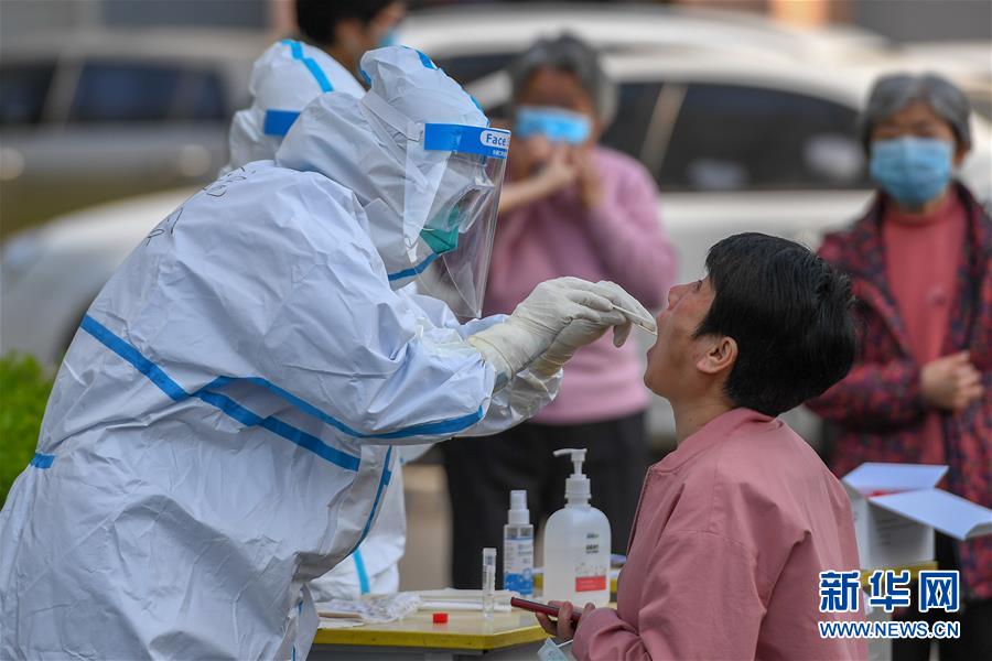 （新華全媒頭條·兩會精神看落實·圖文互動）（5）整體謀劃、系統(tǒng)升級、全面提升——落實全國兩會精神織牢織密公共衛(wèi)生防護網(wǎng)