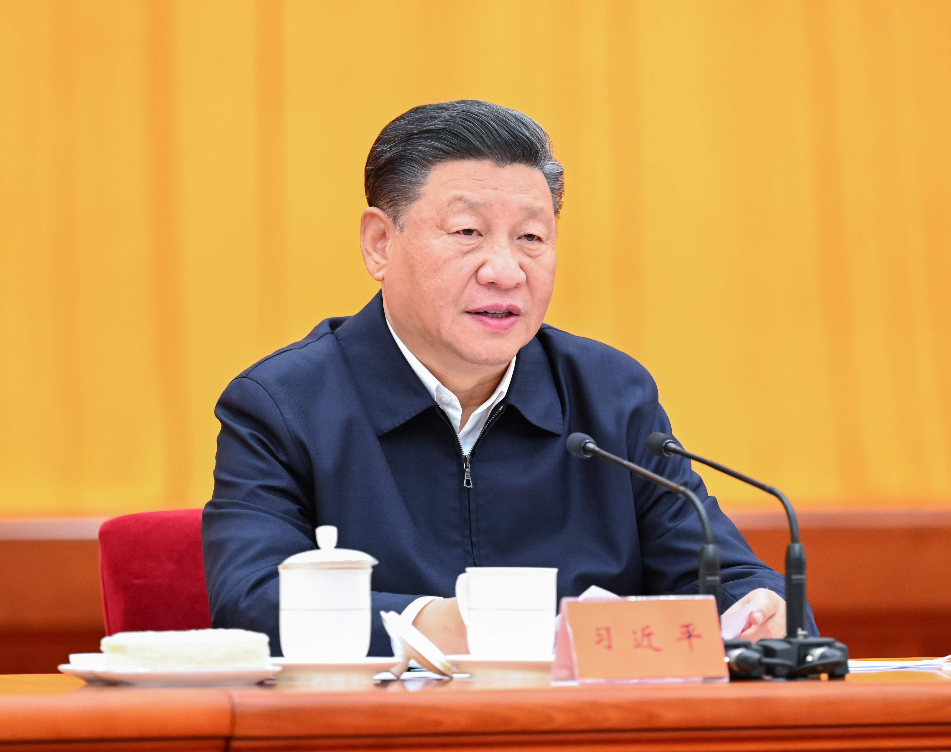 2021年10月13日至14日，中央人大工作會議在北京召開。習(xí)近平總書記出席會議并發(fā)表重要講話。